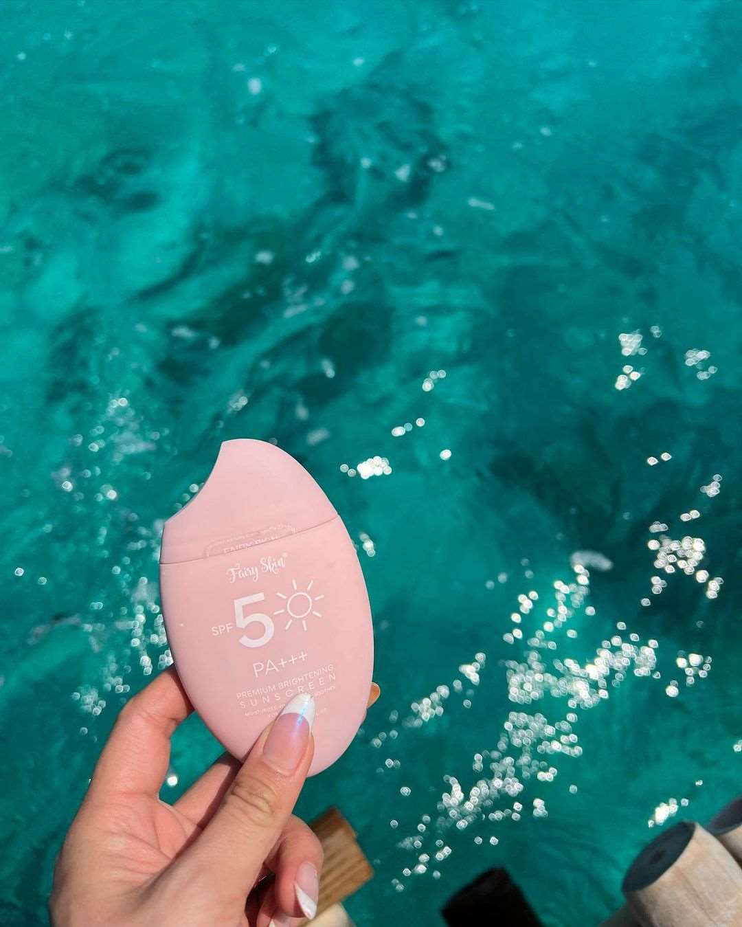 Premium Brightening Sunscreen - FAIRY SKIN