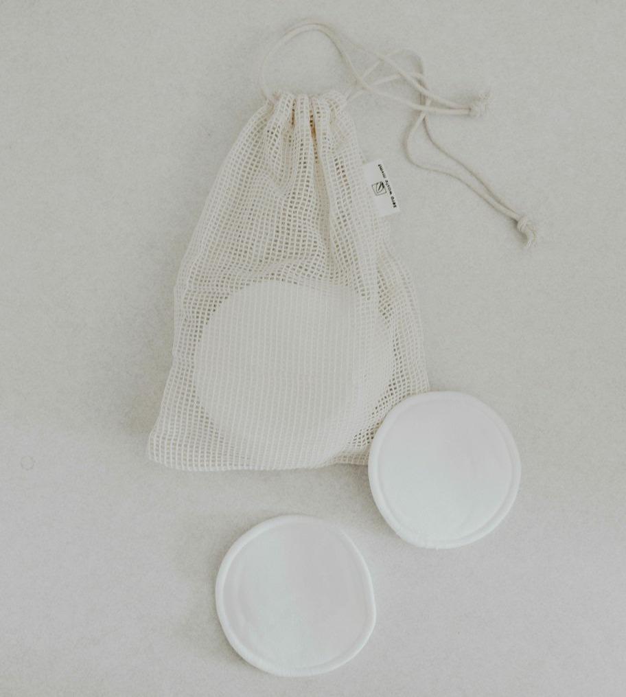 12 Reusable Makeup Remover Pads + Wash Bag